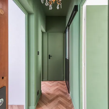 Magnifique 42m Carre Centre Apartment *